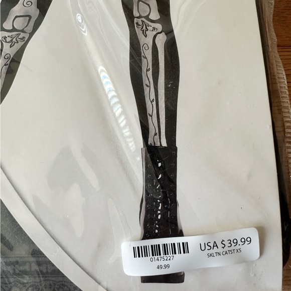 Spirit Halloween Bonafide Beauty Skeleton Costume - Picture 4 of 4